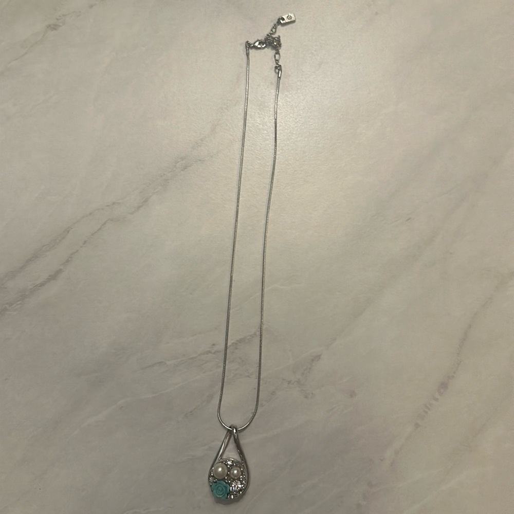 NWOT Ginger Snaps Silver Pendant Necklace with Interchangeable Pendants.